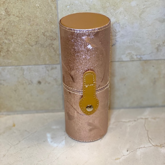 NWOT Beauty Brush Holder. Metallic Bronze.Can be used as 2 halves or one whole. - Picture 1 of 4